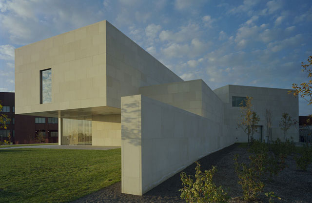 Nerman Museum of Contemporary Art