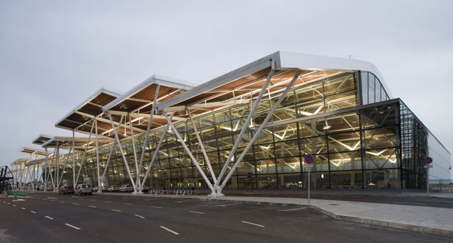 Zaragoza Airport takes off