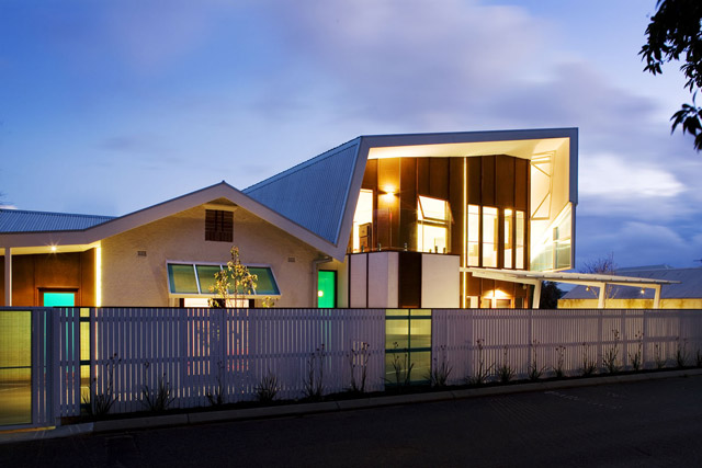 Constructed isolation in the old suburbs