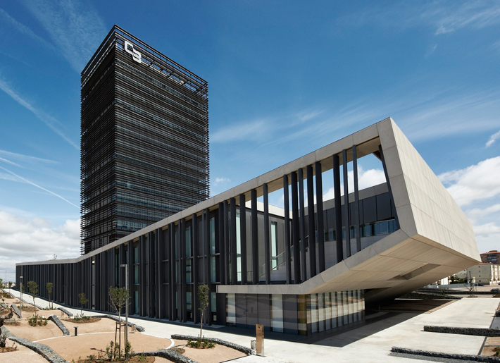 Caja de Badajoz Headquarters, Badajoz, Spain