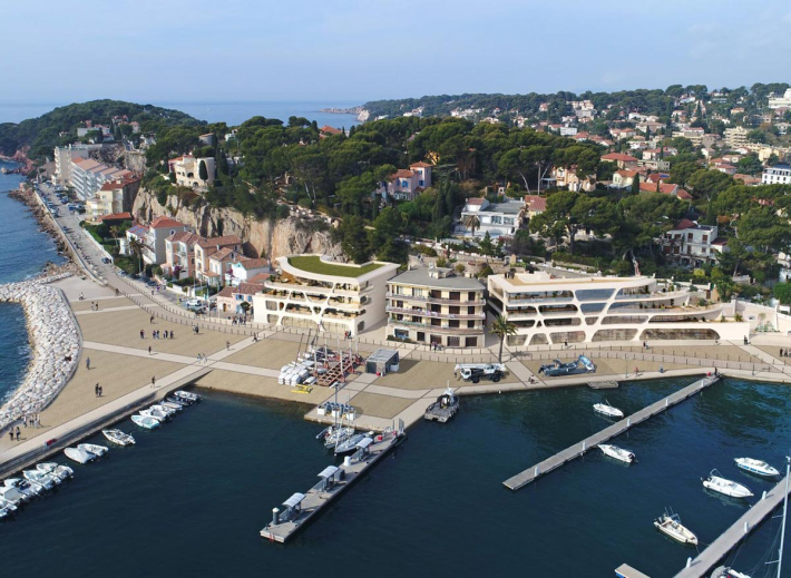 Architectural Home Design — Atelier Empreinte Architectes — La Ciotat, France